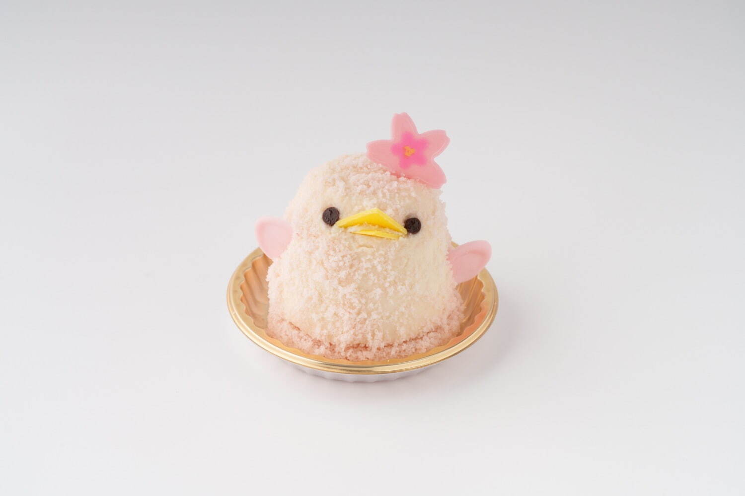 ひよこ型スイーツ「さくらぴよりん」苺ジュレ×濃厚プリンの2層仕立て、桜色の和パフェも｜写真2