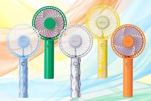 フランフランの小型扇風機「フレ ハンディファン」持ち手が“ウェーブ”したクリアカラーなど全10色