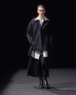 Y's 2025-26年秋冬コレクション - 繊細でありながらも力強い服｜写真39