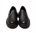 ヴェイン“ミニマル”なレザー厚底スニーカー、丸みを帯びた流線型シルエットで｜写真6