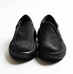 ヴェイン“ミニマル”なレザー厚底スニーカー、丸みを帯びた流線型シルエットで｜写真10