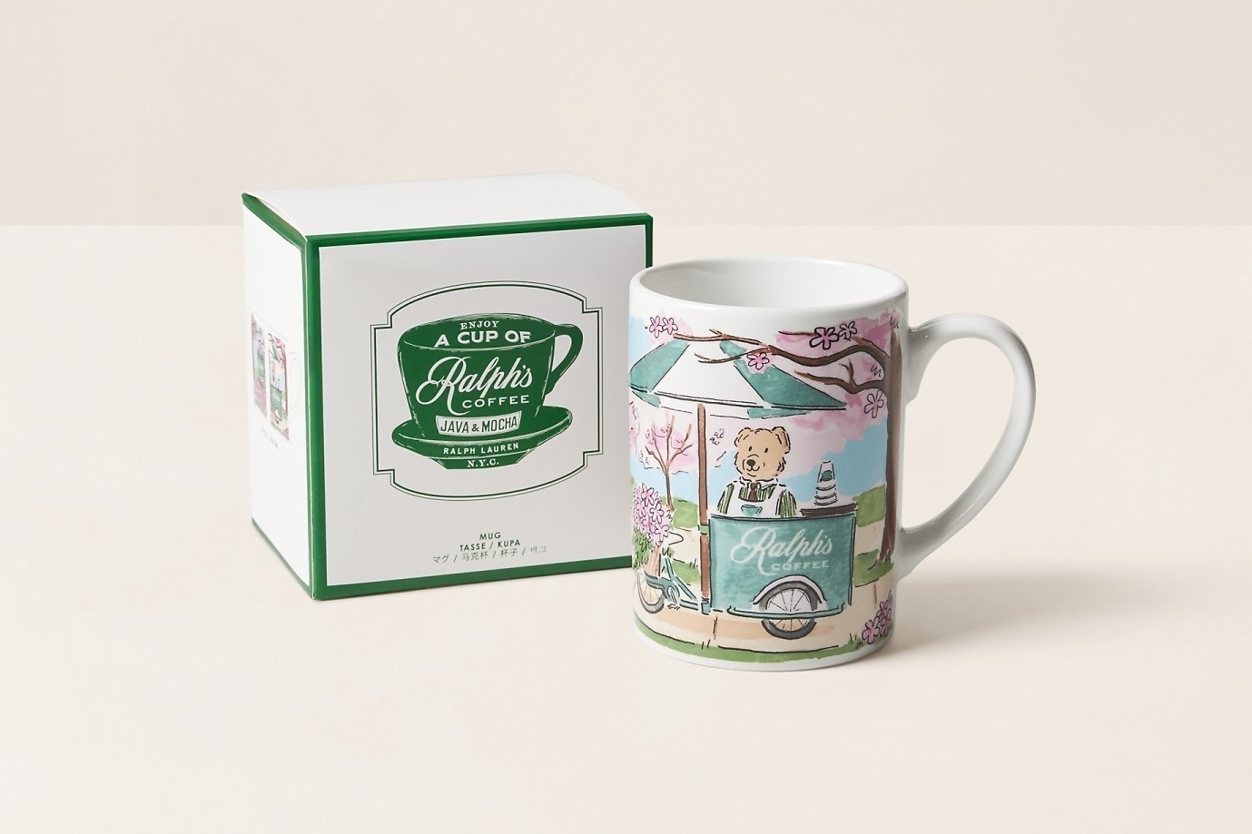 ホットドリンク｜ラルフ ローレンのカフェ「ラルフズ コーヒー」“バリスタ姿のポロベア＆桜”を描いたマグやタンブラー