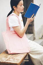 エルエルビーン“春色ピンク”のトートバッグ、レコード収納OKな限定サイズがボンジュールレコードで｜写真2