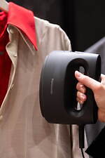 パナソニックの人気「衣類スチーマー」で簡単シワのばし！お気に入りの衣服を美しくキープ｜写真4