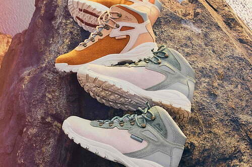 Kith×サウス2 ウエスト8×コロンビア、高機能ハイキングシューズやコラボグラフィックのジャケット