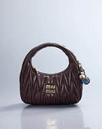 ミュウミュウのカスタムイベントが国内5店舗で、好みのチャームで人気スニーカー＆バッグをアレンジ｜写真8