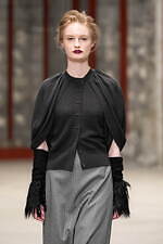 サポートサーフェス 2025-26年秋冬コレクション - 美の結晶｜写真6