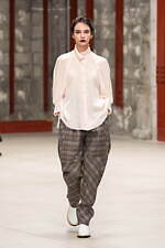 サポートサーフェス 2025-26年秋冬コレクション - 美の結晶｜写真27