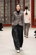 サポートサーフェス 2025-26年秋冬コレクション - 美の結晶｜写真29