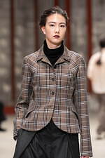 サポートサーフェス 2025-26年秋冬コレクション - 美の結晶｜写真30