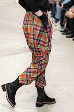 サポートサーフェス 2025-26年秋冬コレクション - 美の結晶｜写真51