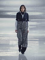 ミントデザインズ 25-26年秋冬コレクション - “空白”が生むエレガンス｜写真9