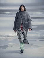 ミントデザインズ 25-26年秋冬コレクション - “空白”が生むエレガンス｜写真16