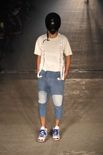 バナル シック ビザール(banal chic bizarre) たまり場 "TEAMER"-現代にチーマーがいたら？｜写真7