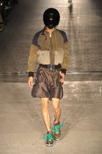 バナル シック ビザール(banal chic bizarre) たまり場 "TEAMER"-現代にチーマーがいたら？｜写真16