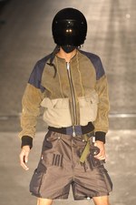 バナル シック ビザール(banal chic bizarre) たまり場 "TEAMER"-現代にチーマーがいたら？｜写真17