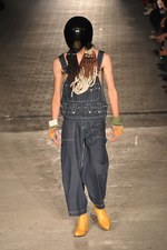 バナル シック ビザール(banal chic bizarre) たまり場 "TEAMER"-現代にチーマーがいたら？｜写真22