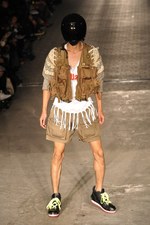 バナル シック ビザール(banal chic bizarre) たまり場 "TEAMER"-現代にチーマーがいたら？｜写真35