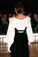 フェティコ 2025-26年秋冬コレクション、1950年代のパンキッシュなムードとオートクチュール｜写真16