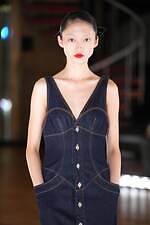 フェティコ 2025-26年秋冬コレクション、1950年代のパンキッシュなムードとオートクチュール｜写真25