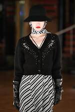 フェティコ 2025-26年秋冬コレクション、1950年代のパンキッシュなムードとオートクチュール｜写真43