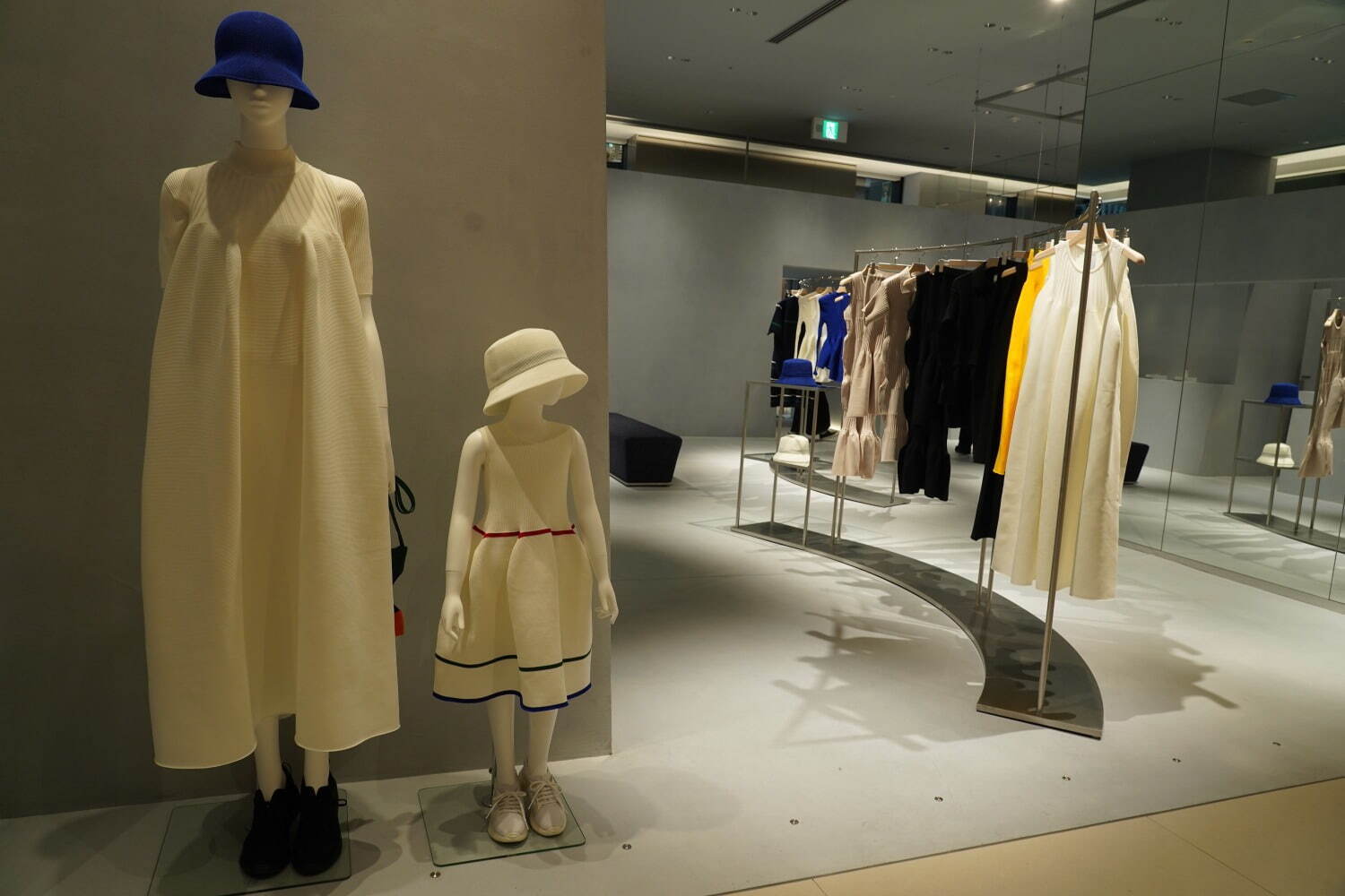 CFCLがグラングリーン大阪に大型路面店オープン、フルラインナップ＆初のオーダーメイドサービス展開｜写真15