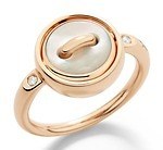 ポメラートの“ボタンモチーフ”ジュエリー、マラカイトとパールの2面を楽しむリバーシブルリングなど｜写真4