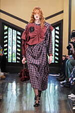 ホウガ 2025-26年秋冬コレクション - 自分の中に眠る“魔女”を信じて｜写真21