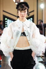 ホウガ 2025-26年秋冬コレクション - 自分の中に眠る“魔女”を信じて｜写真31