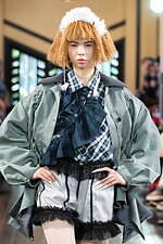 ホウガ 2025-26年秋冬コレクション - 自分の中に眠る“魔女”を信じて｜写真34