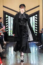 ホウガ 2025-26年秋冬コレクション - 自分の中に眠る“魔女”を信じて｜写真47