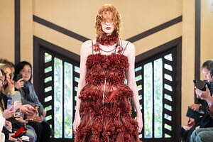 ホウガ 2025-26年秋冬コレクション - 自分の中に眠る“魔女”を信じて