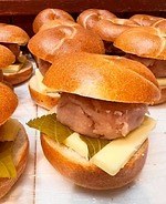 パンの祭典「イセタン ベーカリー セレクション 春」“いちごや桜”の限定パンが伊勢丹新宿店に集結｜写真10