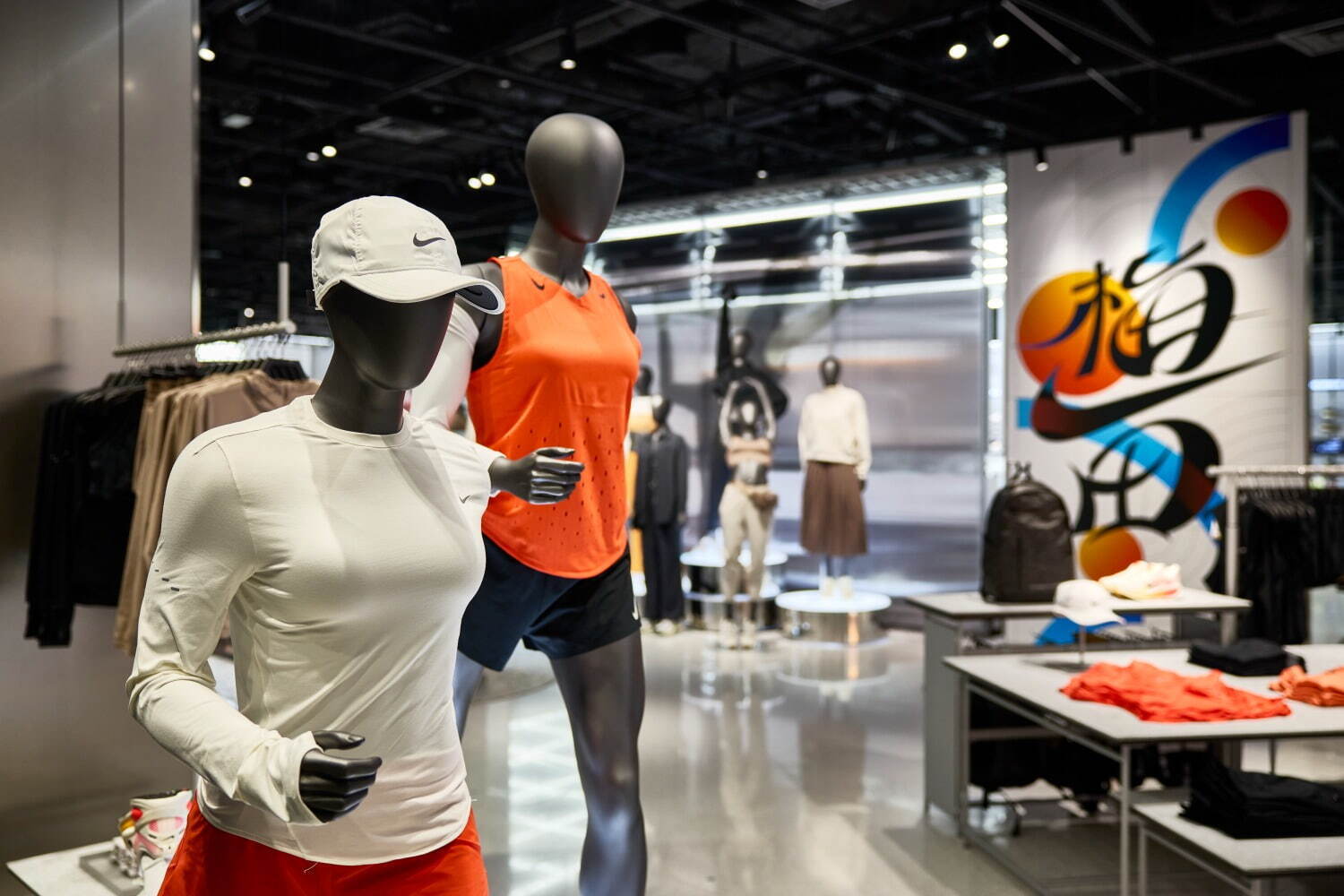 ナイキ(NIKE) グラングリーン大阪｜写真2