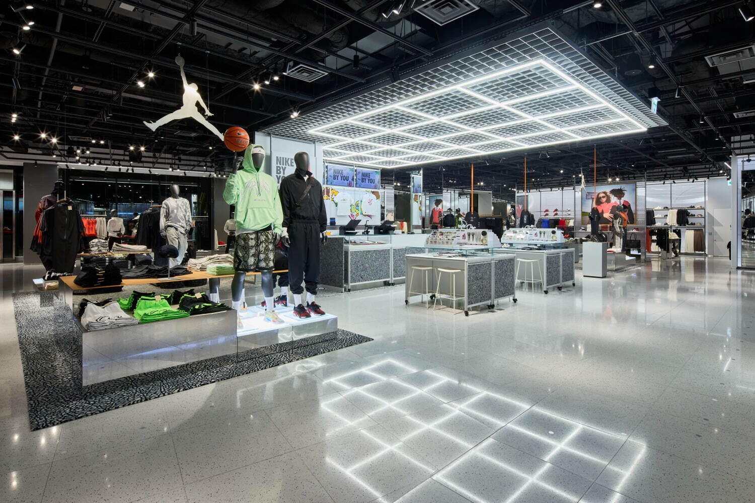ナイキ(NIKE) グラングリーン大阪｜写真22