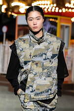 ヨシオクボ 2025-26年秋冬コレクション - 究極のパターンが生む“傑作”な瞬間｜写真4