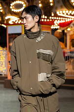 ヨシオクボ 2025-26年秋冬コレクション - 究極のパターンが生む“傑作”な瞬間｜写真8