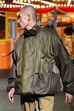 ヨシオクボ 2025-26年秋冬コレクション - 究極のパターンが生む“傑作”な瞬間｜写真34