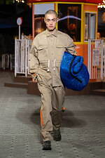 ヨシオクボ 2025-26年秋冬コレクション - 究極のパターンが生む“傑作”な瞬間｜写真51