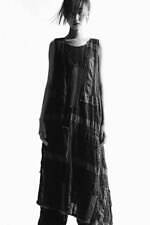 Y'sの25年春ウェア、レース素材のパッチワークドレスやボタニカル刺繍スカートなど｜写真1