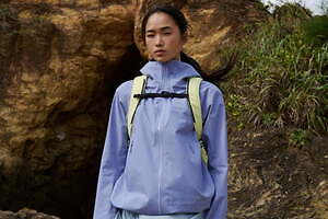 アークテリクス“春色ラベンダー”のウィメンズジャケットやウエストパック、ビームス ボーイ限定で