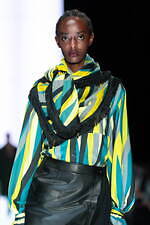 タエ アシダ  2025-26年秋冬コレクション - 軽やかな温もり｜写真37