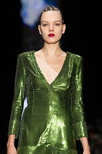 タエ アシダ  2025-26年秋冬コレクション - 軽やかな温もり｜写真96