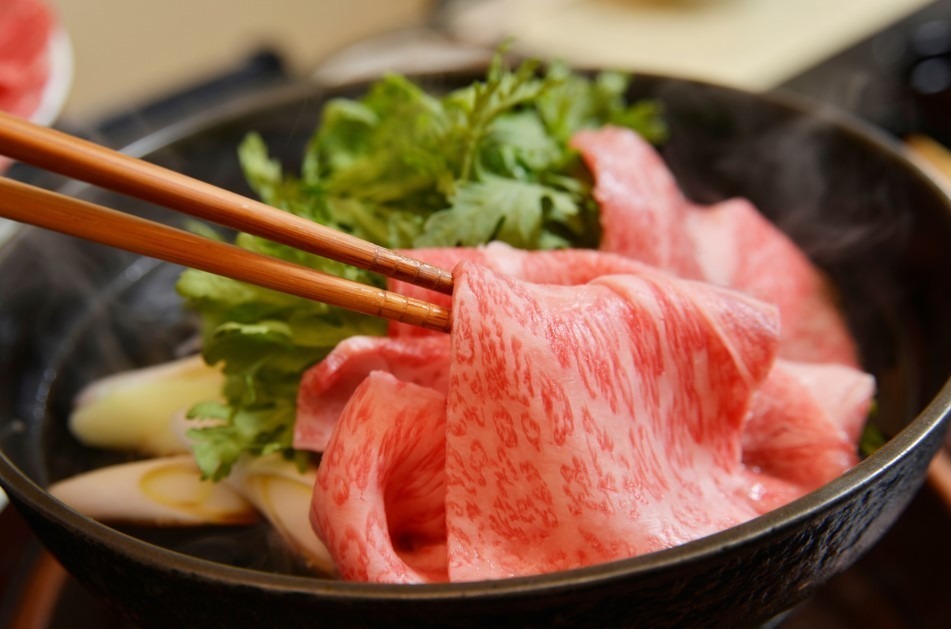 伊勢重「すき焼き食べ比べ」1,200円