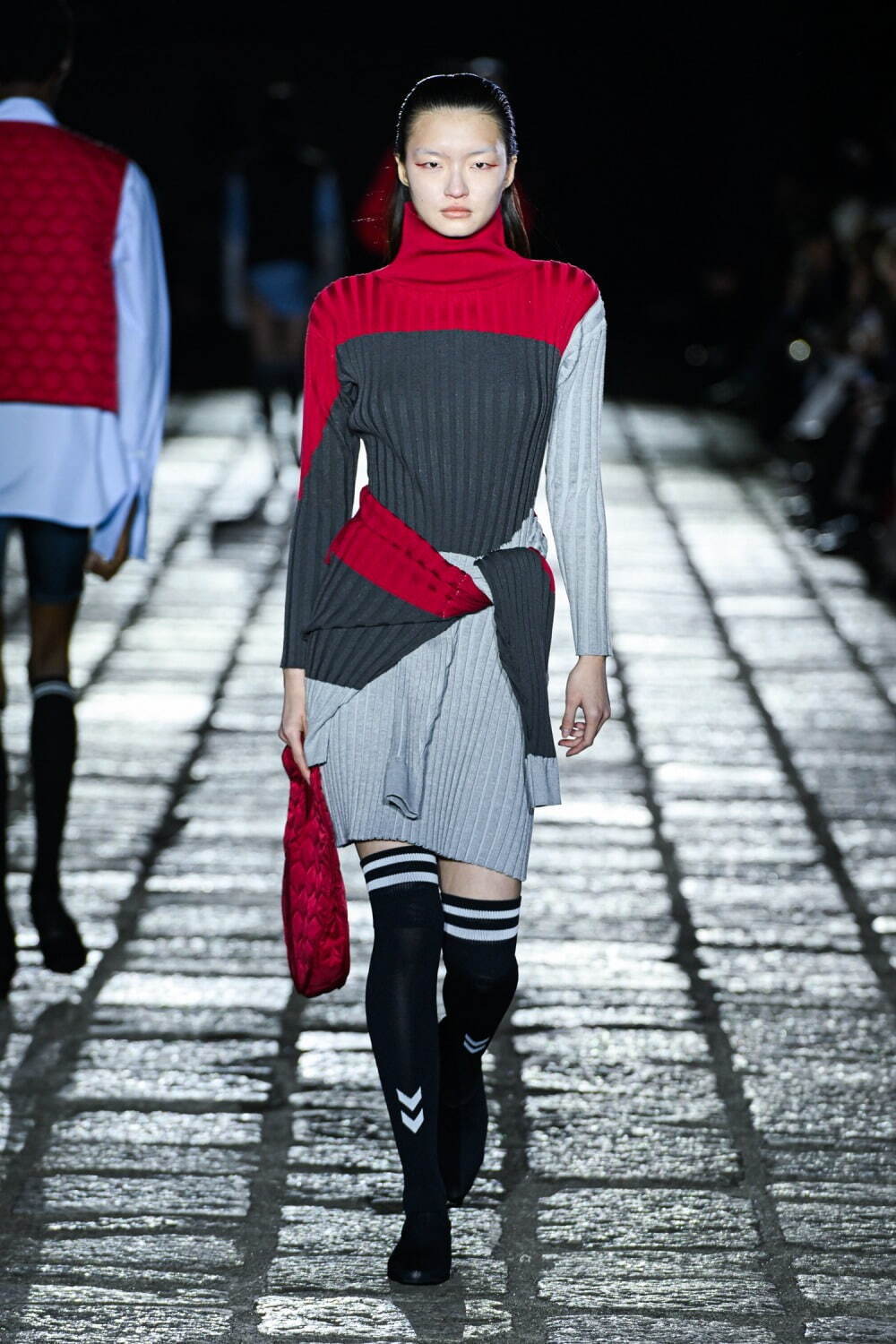 ヒュンメルオー(HUMMEL 00) 2025-26年秋冬ウィメンズ&メンズコレクション  - 写真17