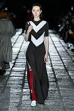 ヒュンメルオー 2025-26年秋冬コレクション - 色褪せない記憶｜写真21