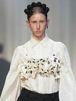 ヴィヴィアーノ 25-26年秋冬コレクション - ときめく本能のままに｜写真4