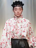 ヴィヴィアーノ 25-26年秋冬コレクション - ときめく本能のままに｜写真18