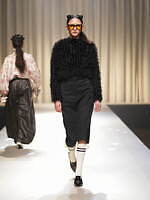 ヴィヴィアーノ 25-26年秋冬コレクション - ときめく本能のままに｜写真19