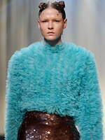 ヴィヴィアーノ 25-26年秋冬コレクション - ときめく本能のままに｜写真22